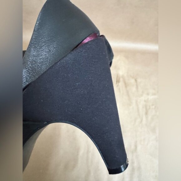 Tsubo Black Leather Sling Back 4 Heeled Booties. Size 8 - Picture 8 of 10